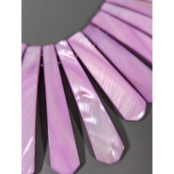 Beachy Boho Purple Shell Statement Necklace Bib Graduated 21 in - Picture 3 of 8